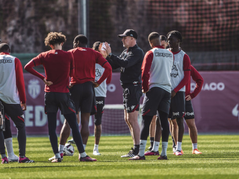 Philippe Clement : "Être plus compacts et dynamiques face à Ajaccio"