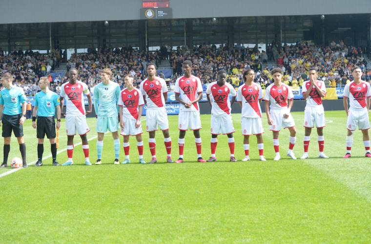 Le groupe des U18 pour la finale de Gambardella face à Clermont !