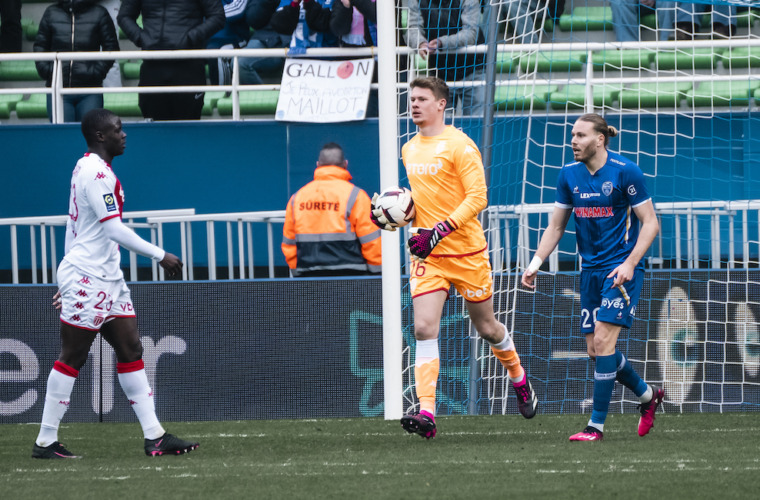 Alexander Nübel and Malang Sarr reach the end of their contracts