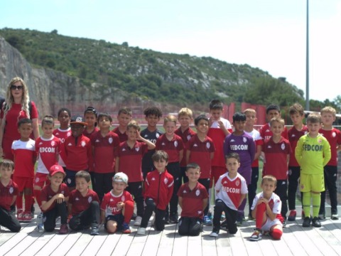 L’école de foot de l’AS Monaco en visite au Centre de Performance